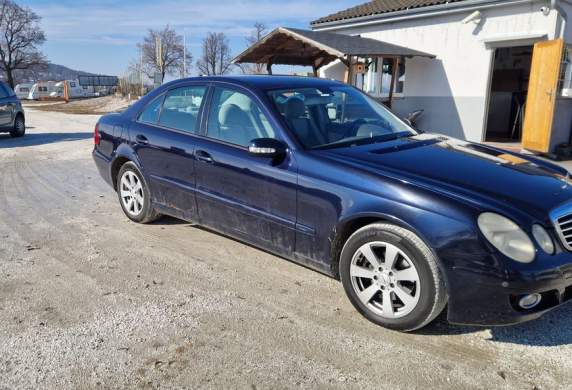 Mercedes-Benz - E-class