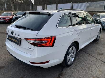 Škoda - Superb