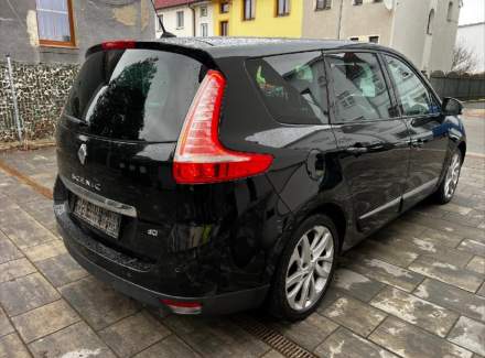 Renault - Scenic