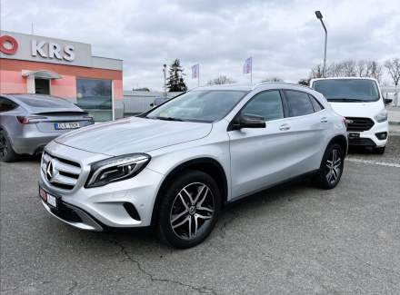 Mercedes-Benz - GLA
