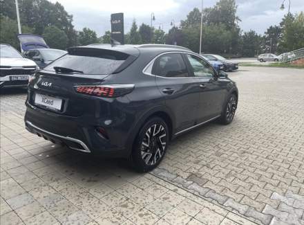 Kia - XCeed