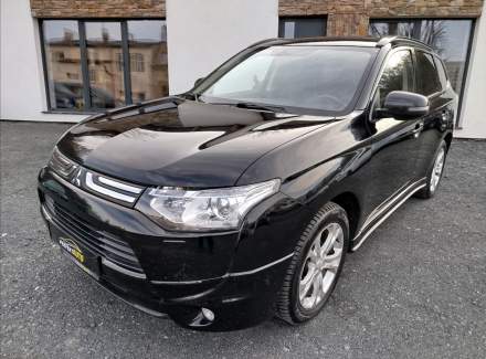 Mitsubishi - Outlander
