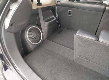 Mitsubishi - Outlander