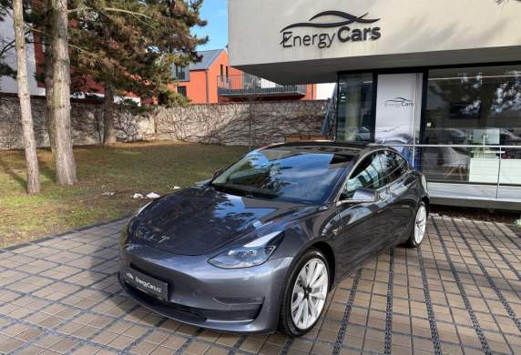 Tesla - Model 3