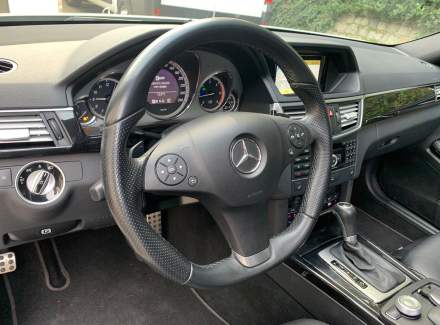 Mercedes-Benz - E-class E 220 CDI BlueEFFICIENCY (170 Hp) 7G-TRONIC PLUS