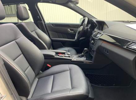 Mercedes-Benz - E-class E 220 CDI BlueEFFICIENCY (170 Hp) 7G-TRONIC PLUS