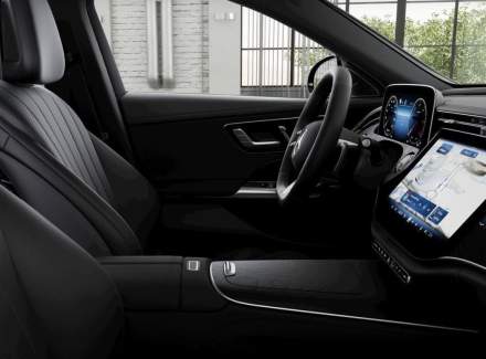 Mercedes-Benz - E-class