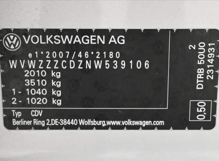 Volkswagen - Golf