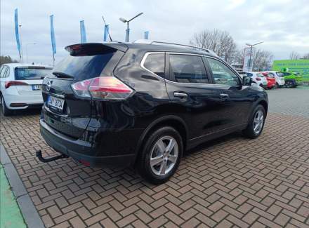 Nissan - X-Trail