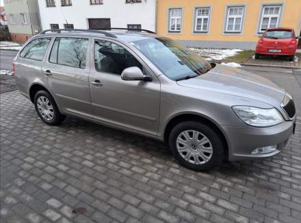 Škoda - Octavia
