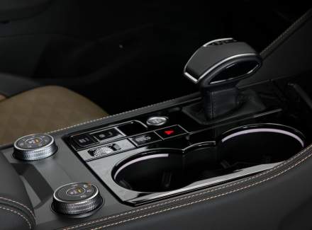 Volkswagen - Touareg