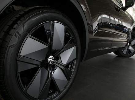 Volkswagen - Touareg