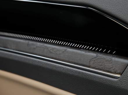 Volkswagen - Touareg