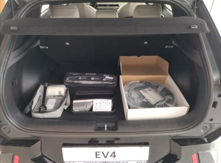 Kia - EV4