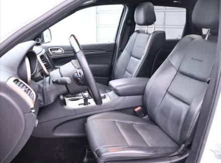 Jeep - Grand Cherokee