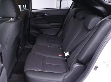 Mitsubishi - Eclipse Cross