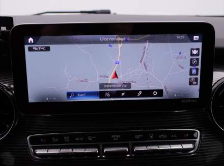 Mercedes-Benz - V-class