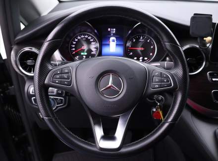 Mercedes-Benz - V-class