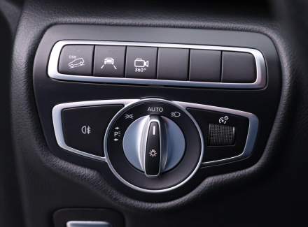 Mercedes-Benz - V-class