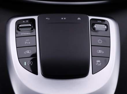 Mercedes-Benz - V-class