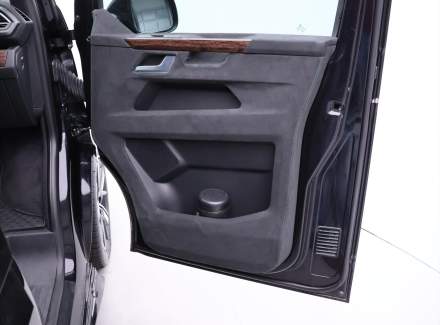 Volkswagen - Multivan