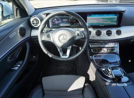 Mercedes-Benz - E-class