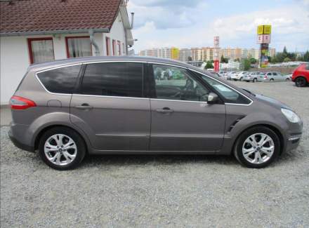 Ford - S-MAX