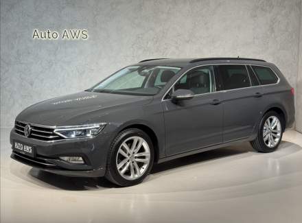 Volkswagen - Passat
