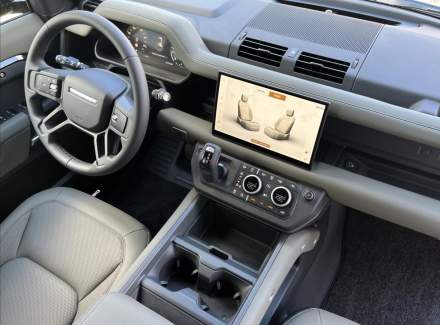 Land Rover - Defender