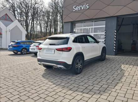 Mercedes-Benz - GLA