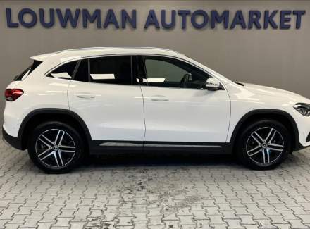 Mercedes-Benz - GLA