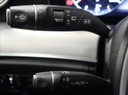 Mercedes-Benz - E-class