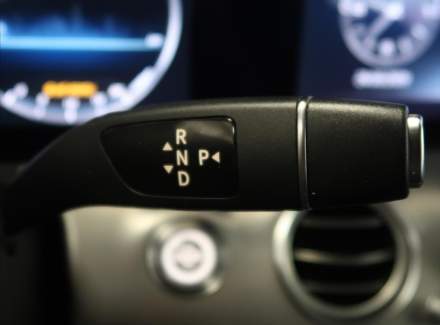 Mercedes-Benz - E-class