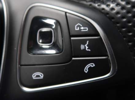 Mercedes-Benz - E-class