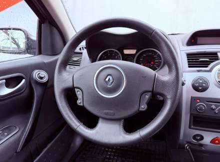 Renault - Megane