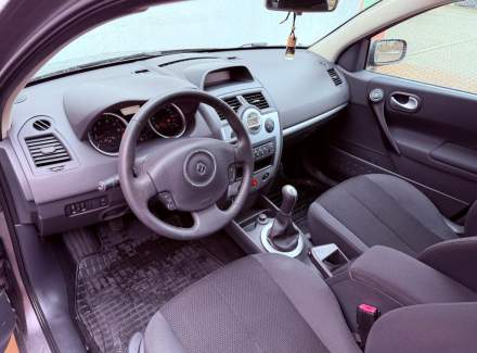 Renault - Megane