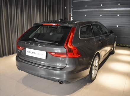 Volvo - V90