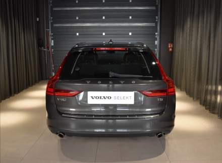 Volvo - V90