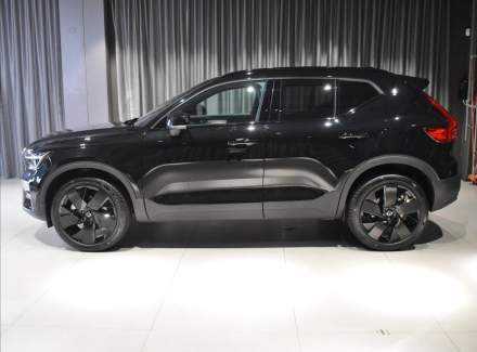 Volvo - XC40