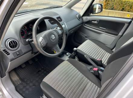 Suzuki - SX4