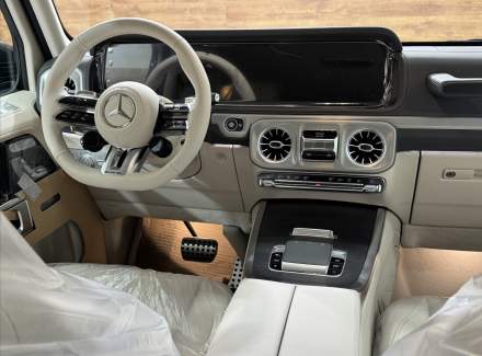 Mercedes-Benz - G-class