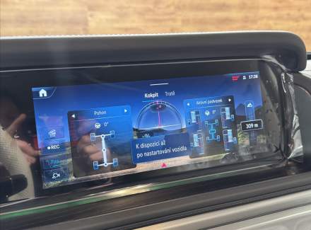 Mercedes-Benz - G-class