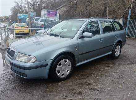 Škoda - Octavia