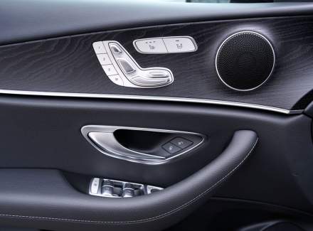 Mercedes-Benz - E-class