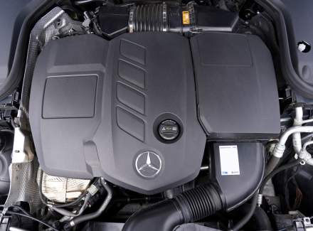 Mercedes-Benz - E-class