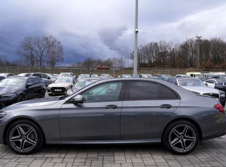 Mercedes-Benz - E-class