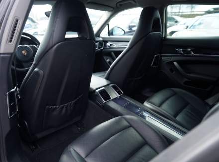Porsche - Panamera
