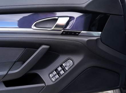 Porsche - Panamera