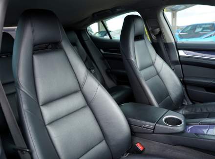 Porsche - Panamera