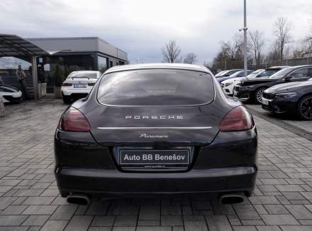 Porsche - Panamera